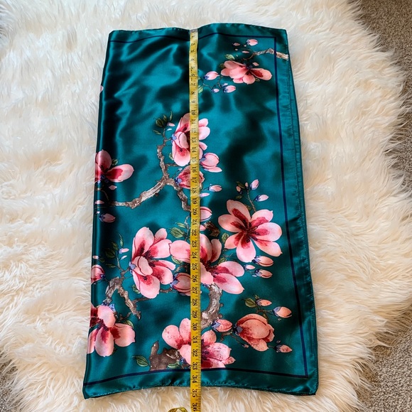 Elegant Floral Scarf Square Floral Scarf - Picture 9 of 16